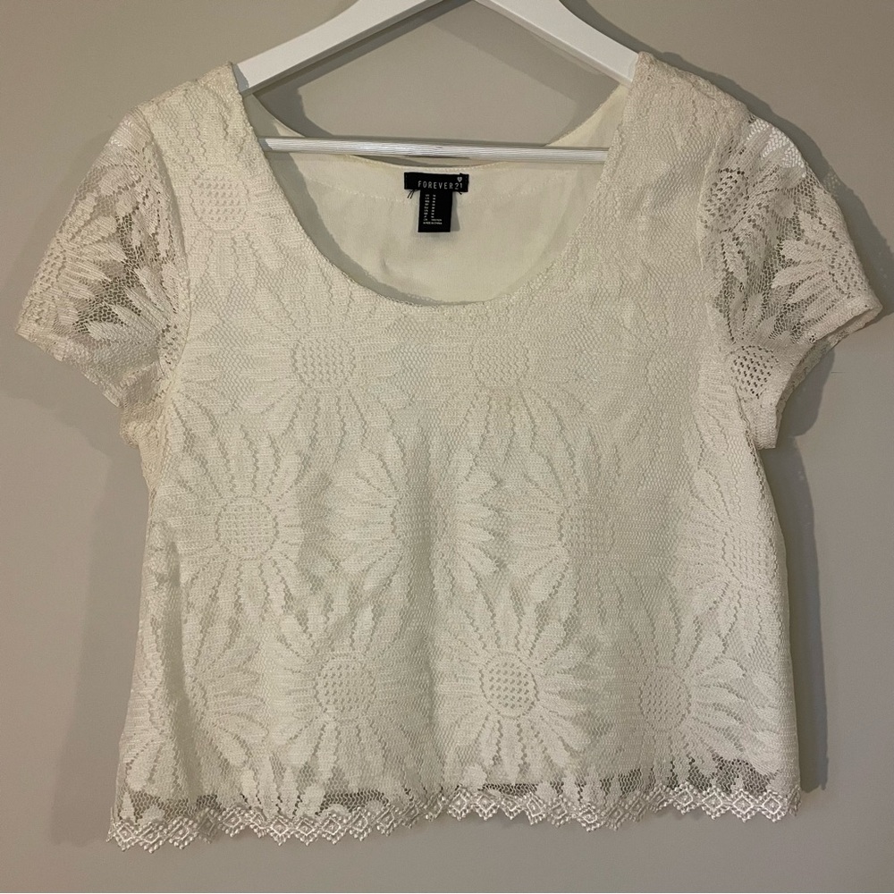 Forever 21 Cream White Floral Lace Crop Top Medium